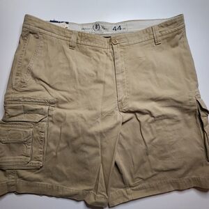 Izod Men's Tan Cargo Shorts